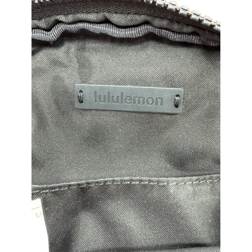 Lululemon Camo Bring It On Crossbody Bag Womens SZ S Camo Pink Gray Black Travel